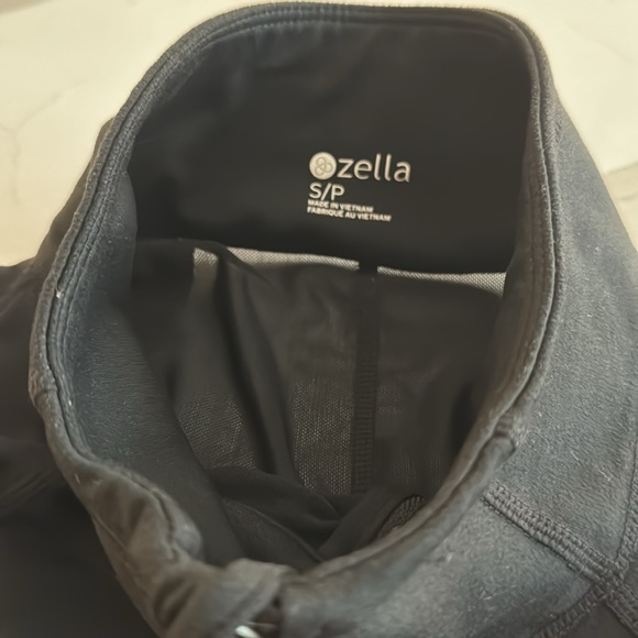 Zella jacket - Picture 2 of 6